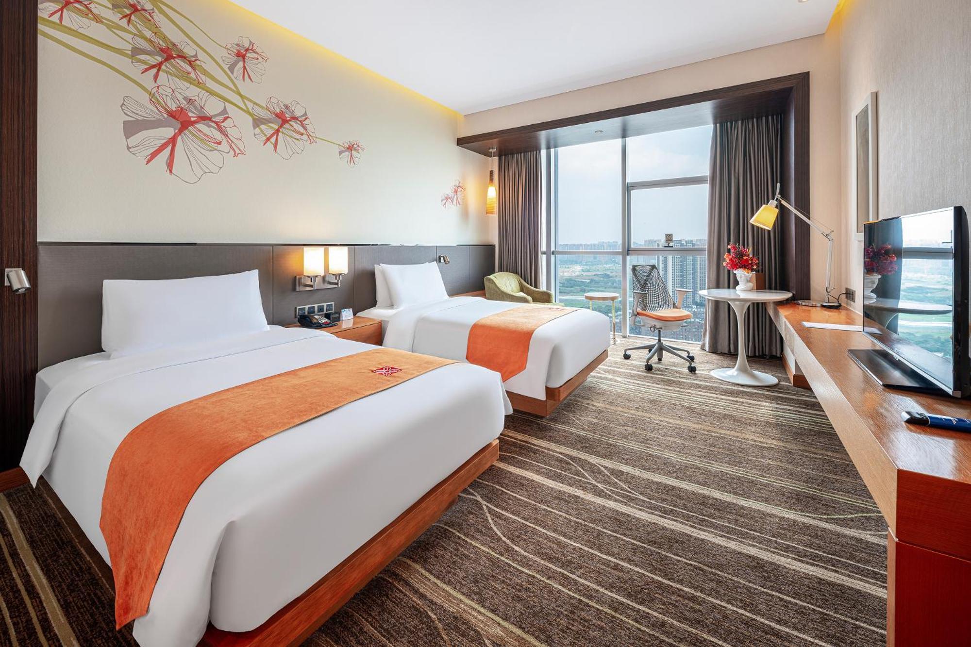 Hilton Garden Inn Chengdu Huayang Bagian luar foto