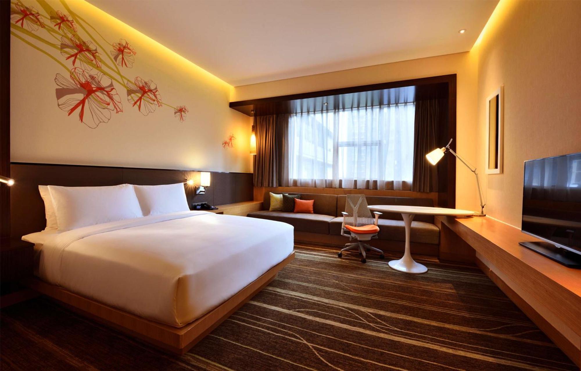 Hilton Garden Inn Chengdu Huayang Bagian luar foto