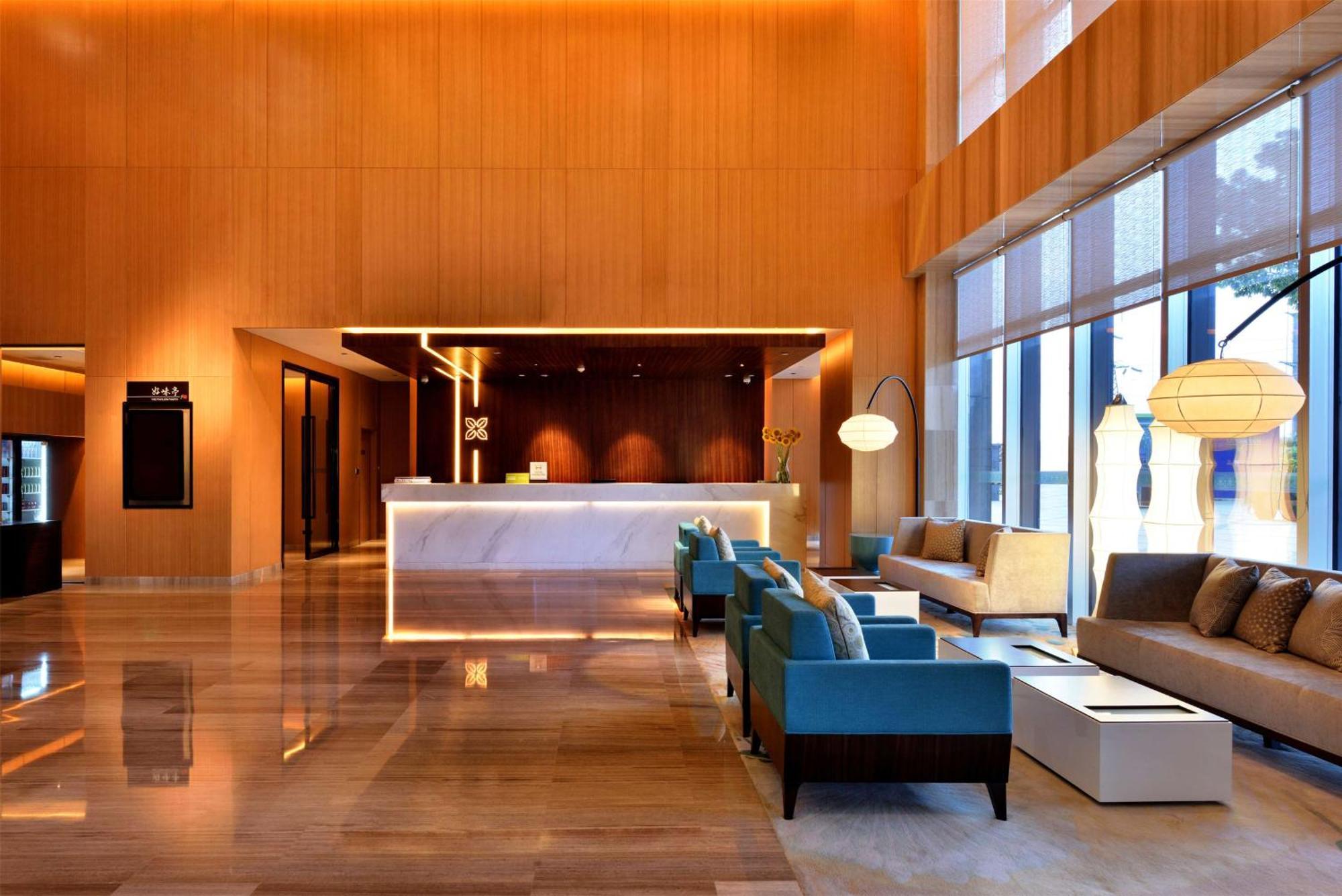 Hilton Garden Inn Chengdu Huayang Bagian luar foto